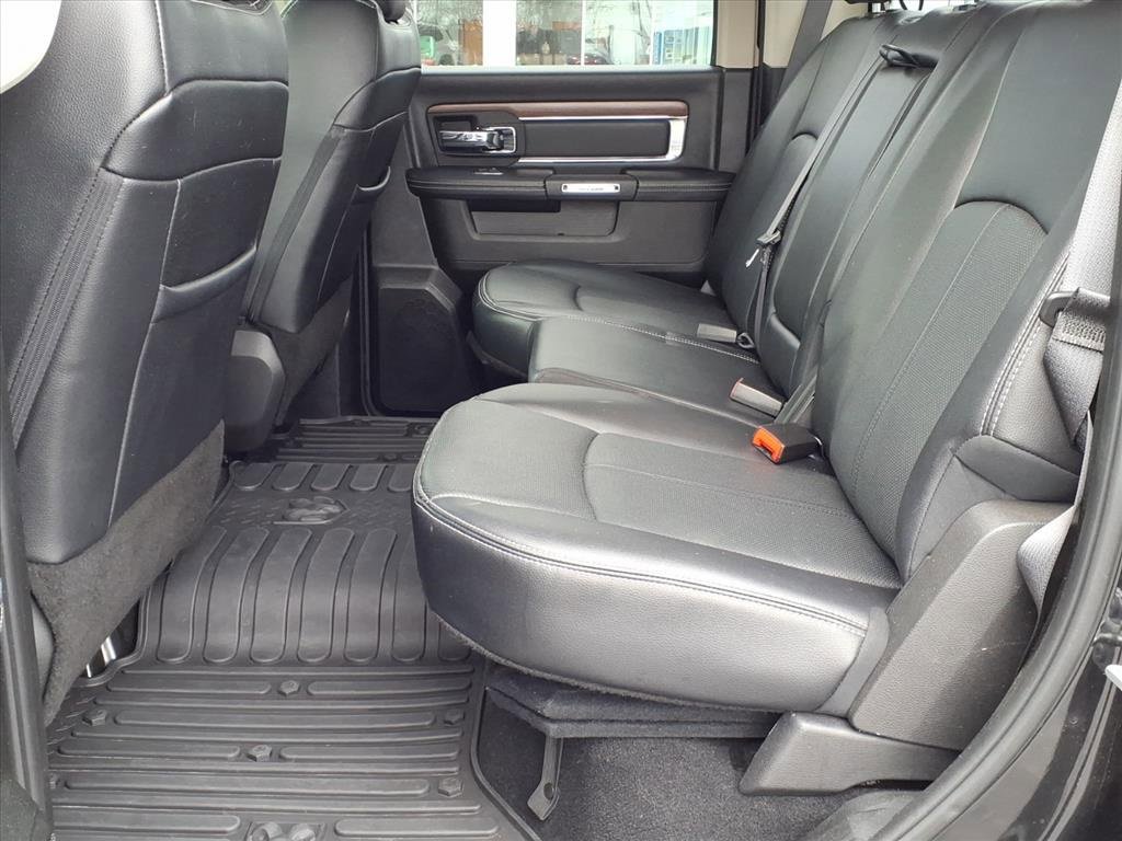 Used 2018 RAM 1500 Laramie w/ Convenience Group image 14