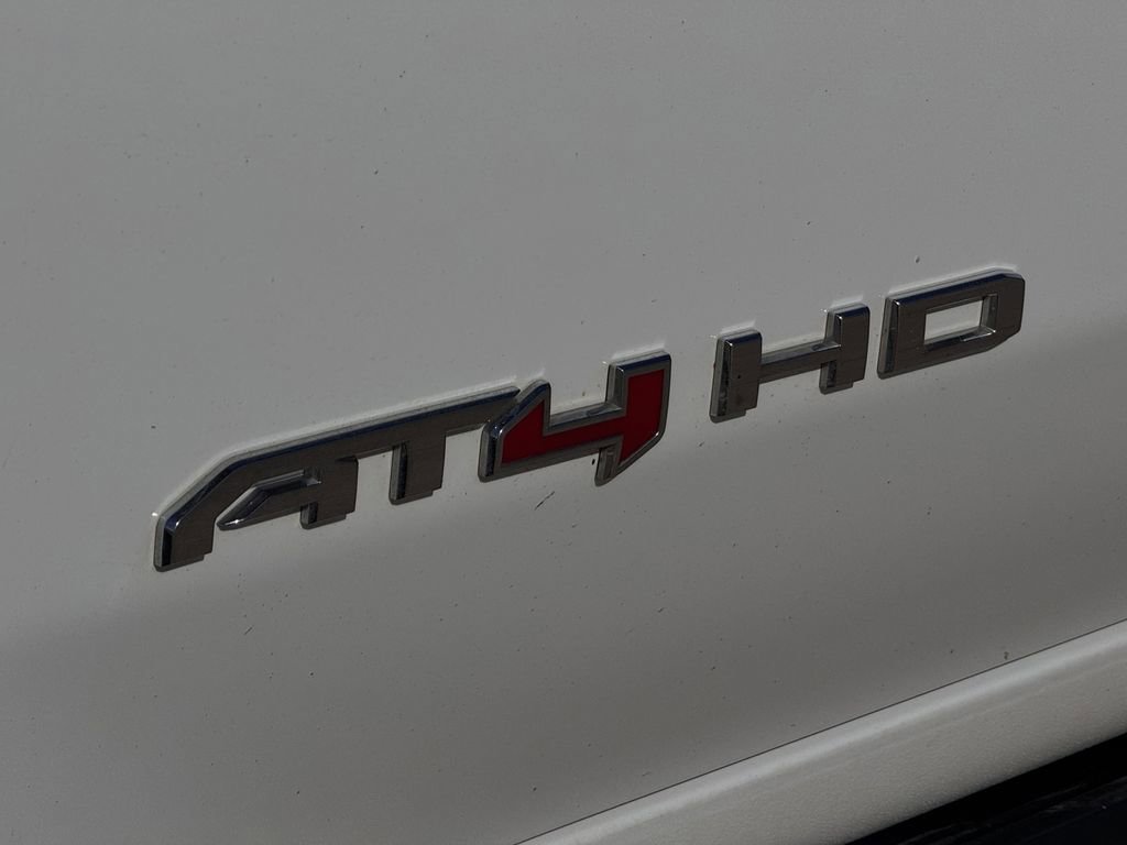 Used 2024 GMC Sierra 2500 AT4 w/ AT4 Premium Plus Package image 11