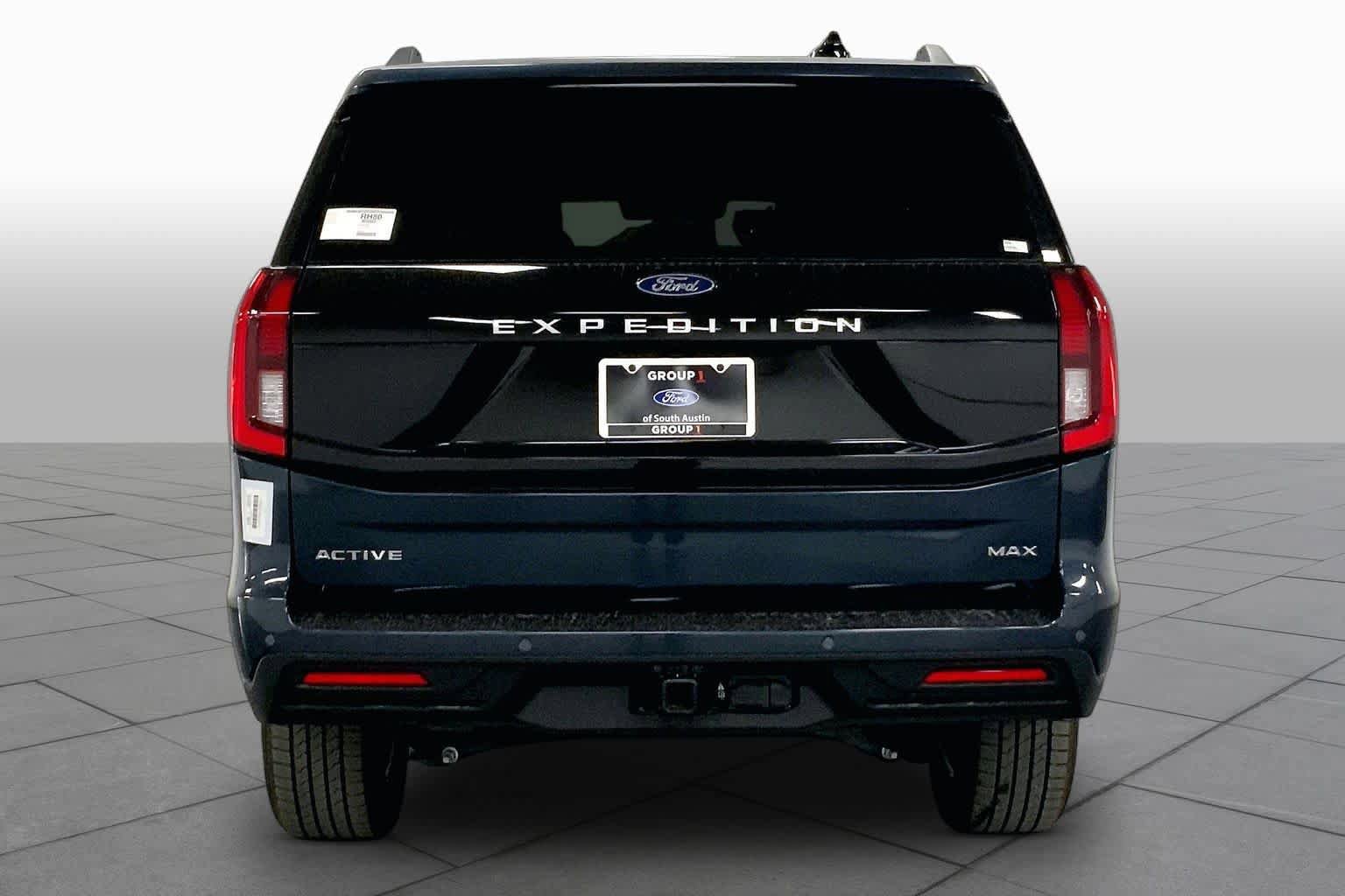 New 2026 Ford Expedition Max Active RWD image 3