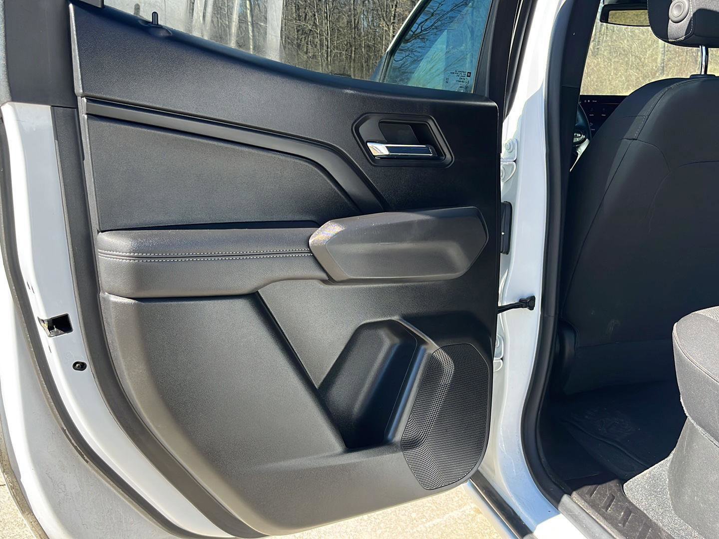 Used 2023 Chevrolet Colorado LT w/ LT Convenience Package image 18