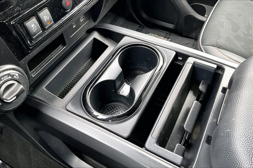 Used 2021 Nissan Titan PRO-4X w/ Off Road Protection Package image 16