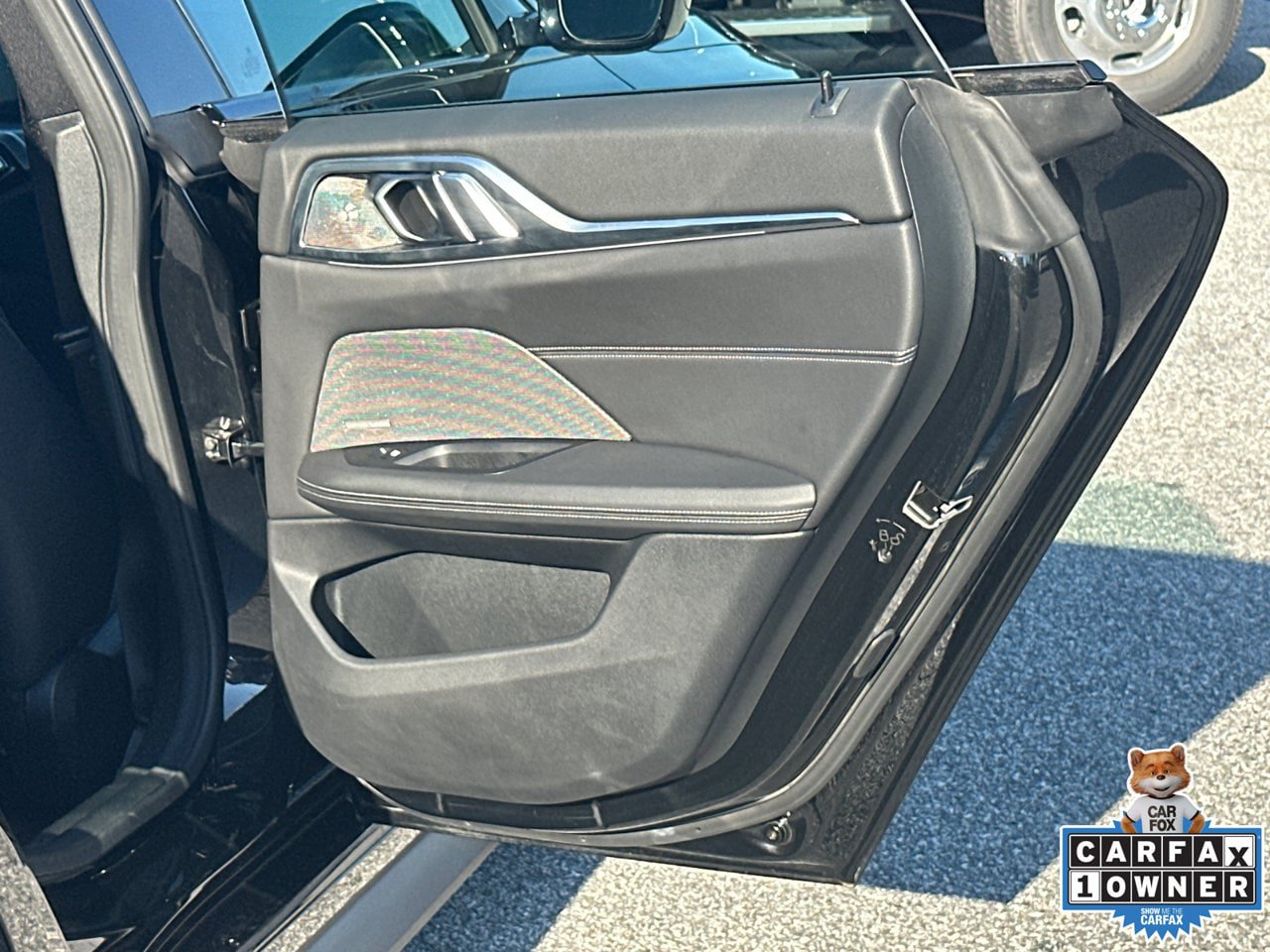 Used 2022 BMW i4 eDrive40 RWD image 16