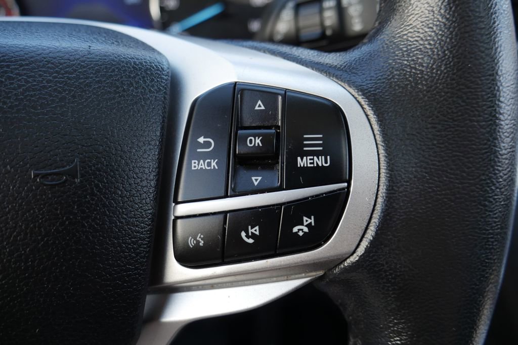 Used 2021 Ford Explorer XLT w/ Equipment Group 202A AWD/4WD image 14