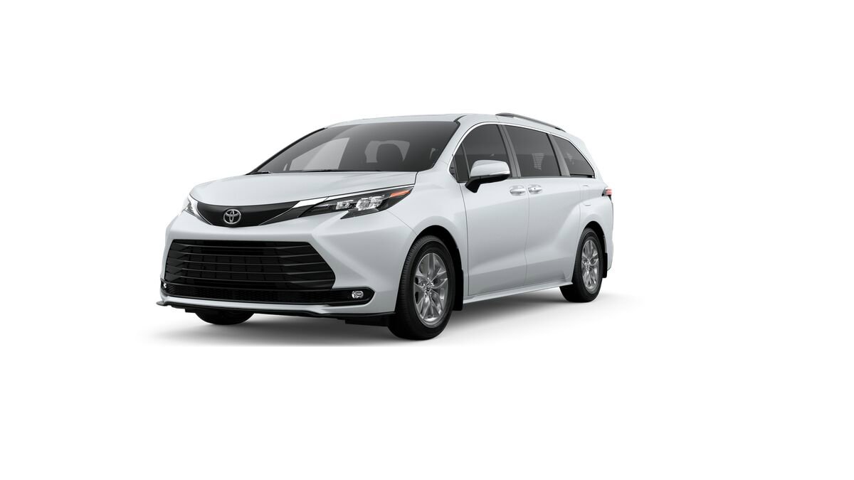 New 2026 Toyota Sienna XLE