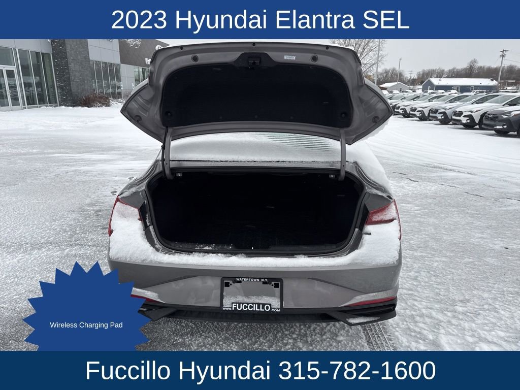 Certified 2023 Hyundai Elantra SEL w/ Convenience Package image 9