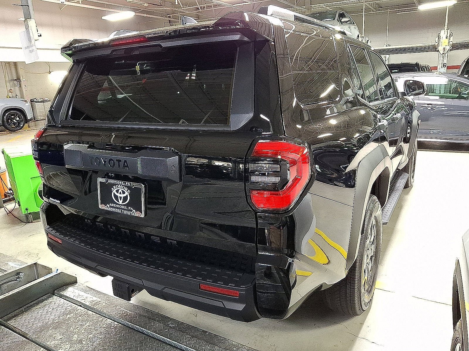 New 2026 Toyota 4Runner SR5 AWD/4WD image 4