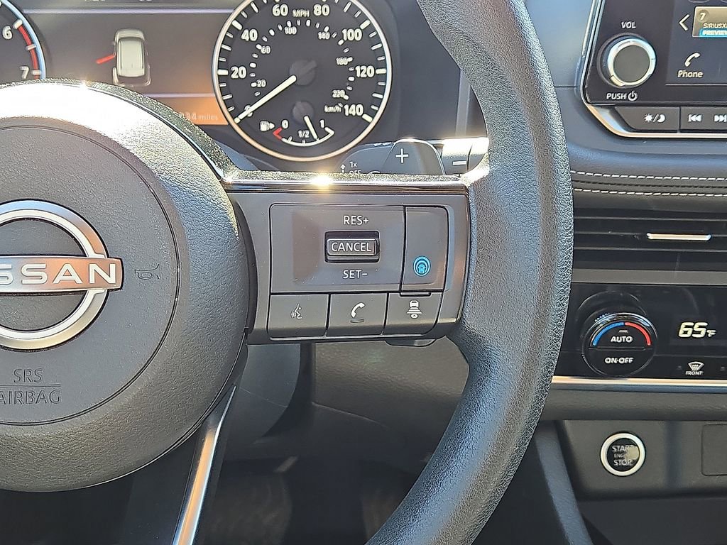 Used 2023 Nissan Rogue SV image 19