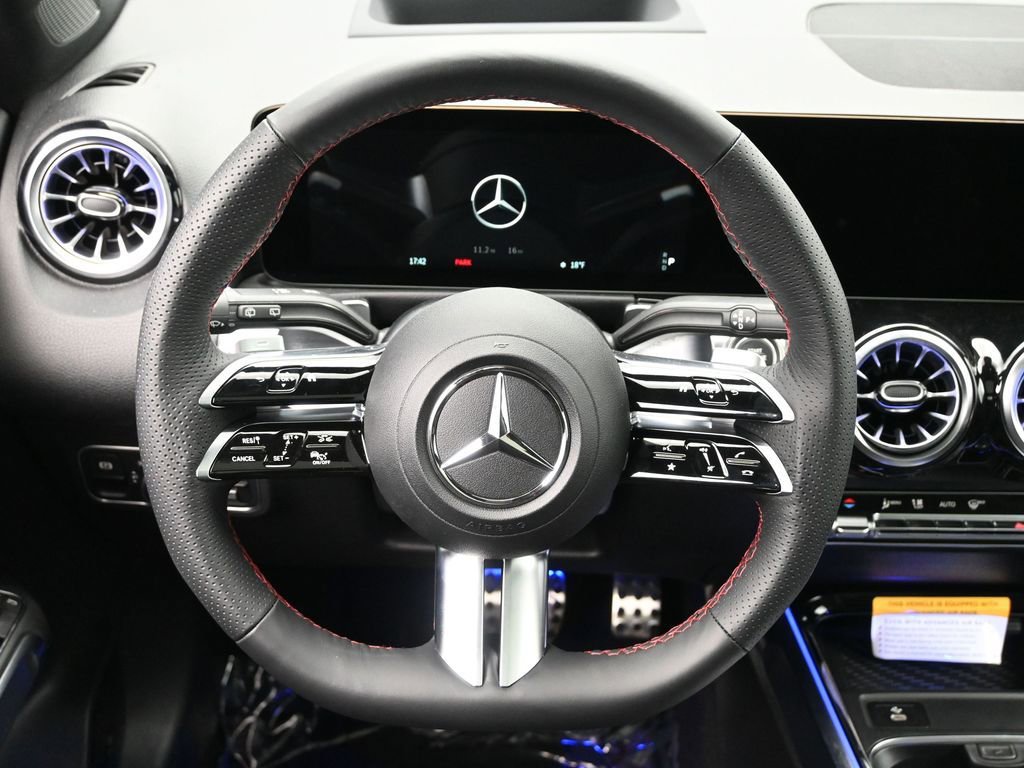 New 2026 Mercedes-Benz GLB 250 4MATIC image 17