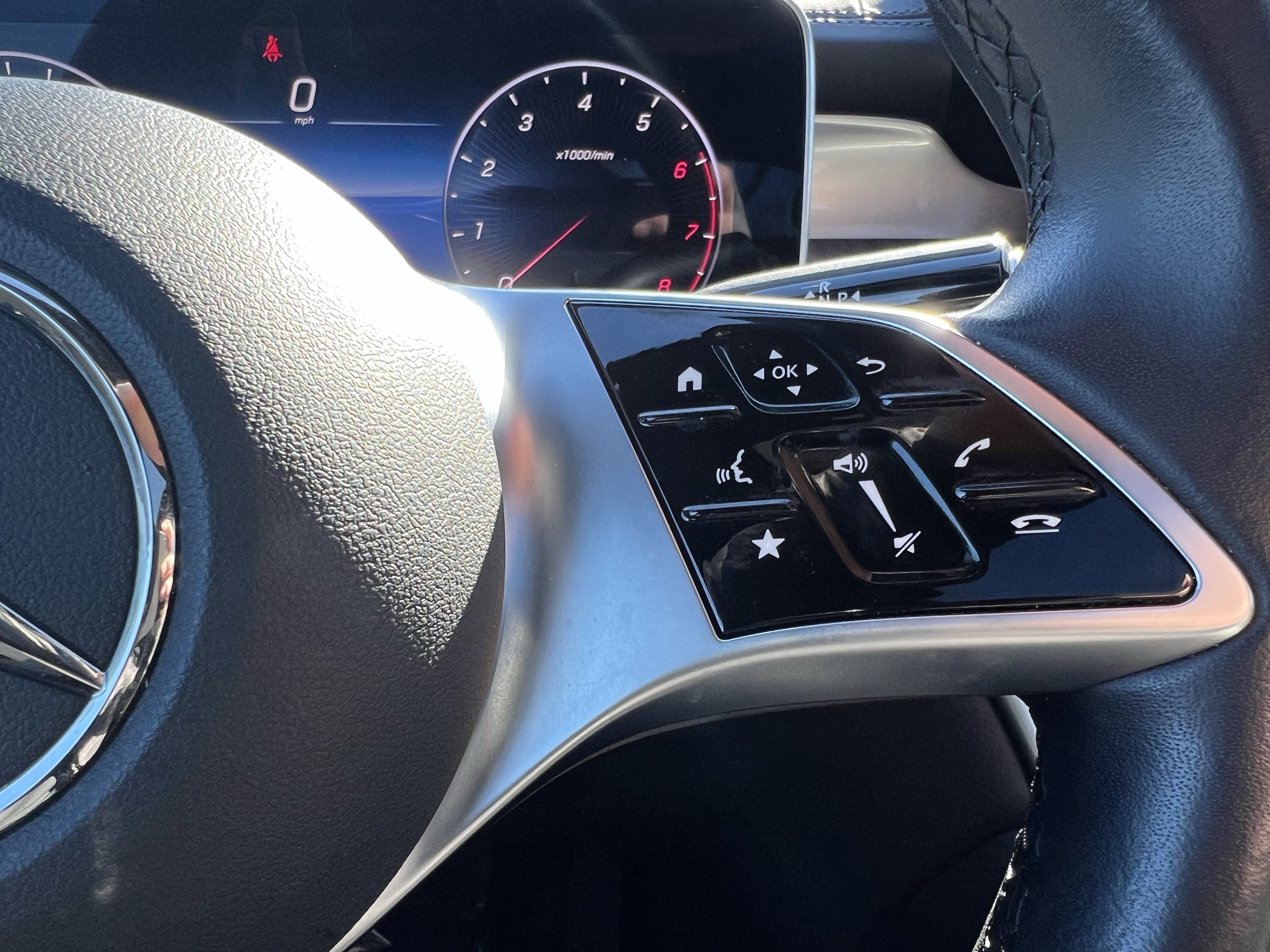 Used 2024 Mercedes-Benz GLC 300 4MATIC image 20