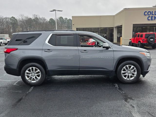 Used 2020 Chevrolet Traverse LT image 2