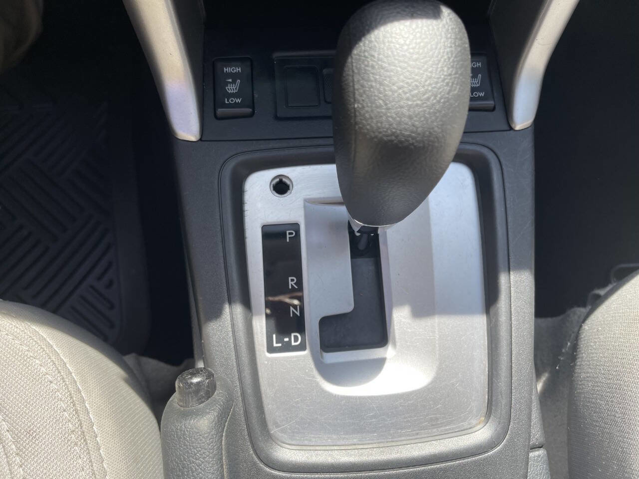 Used 2015 Subaru Forester 2.5i Premium w/ All-Weather Package image 36