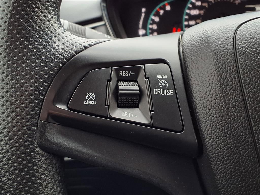 Used 2021 Chevrolet Trax LS w/ Tint and Cruise Package image 29