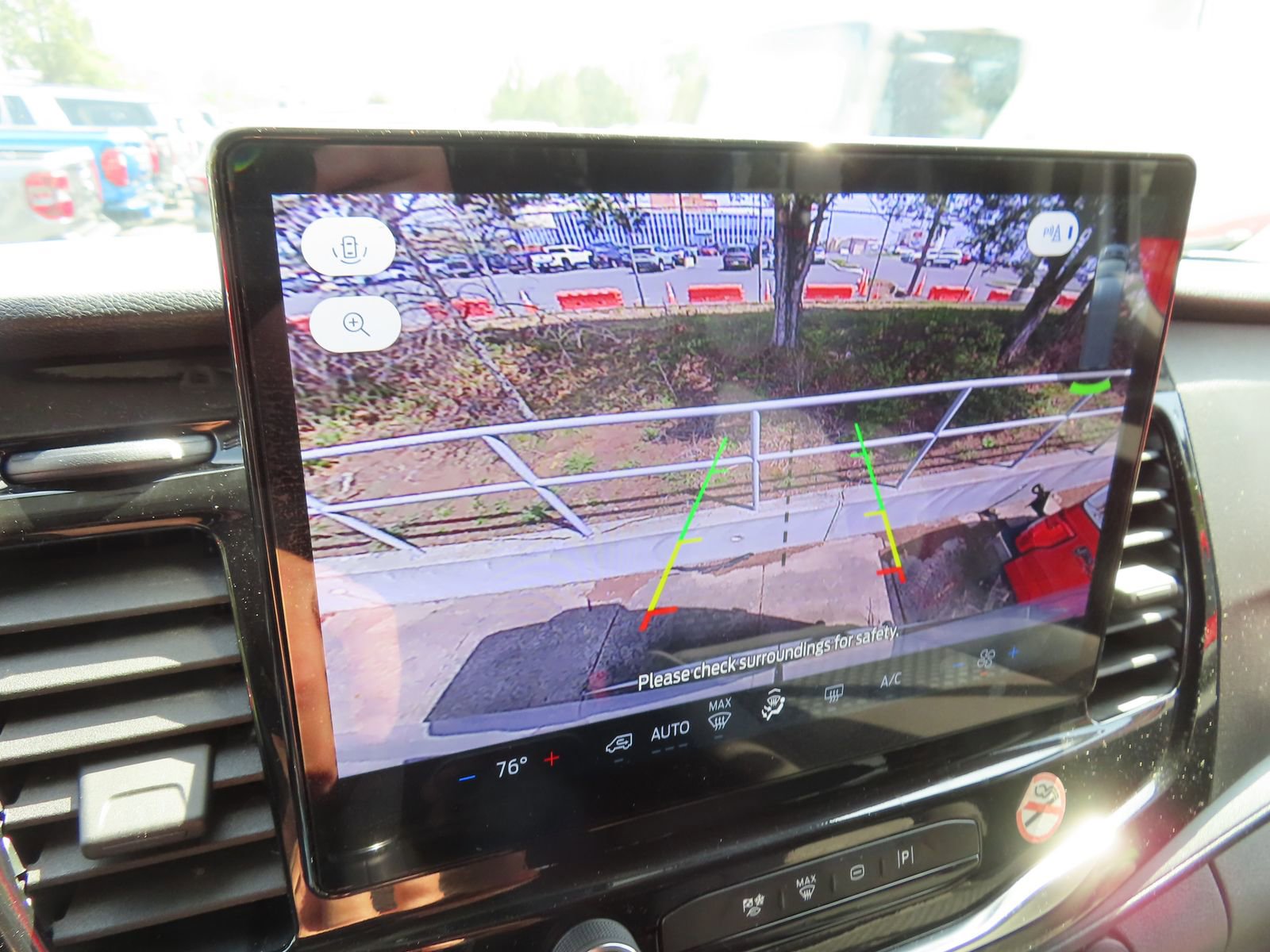 Used 2024 Ford Transit 350 XLT image 22