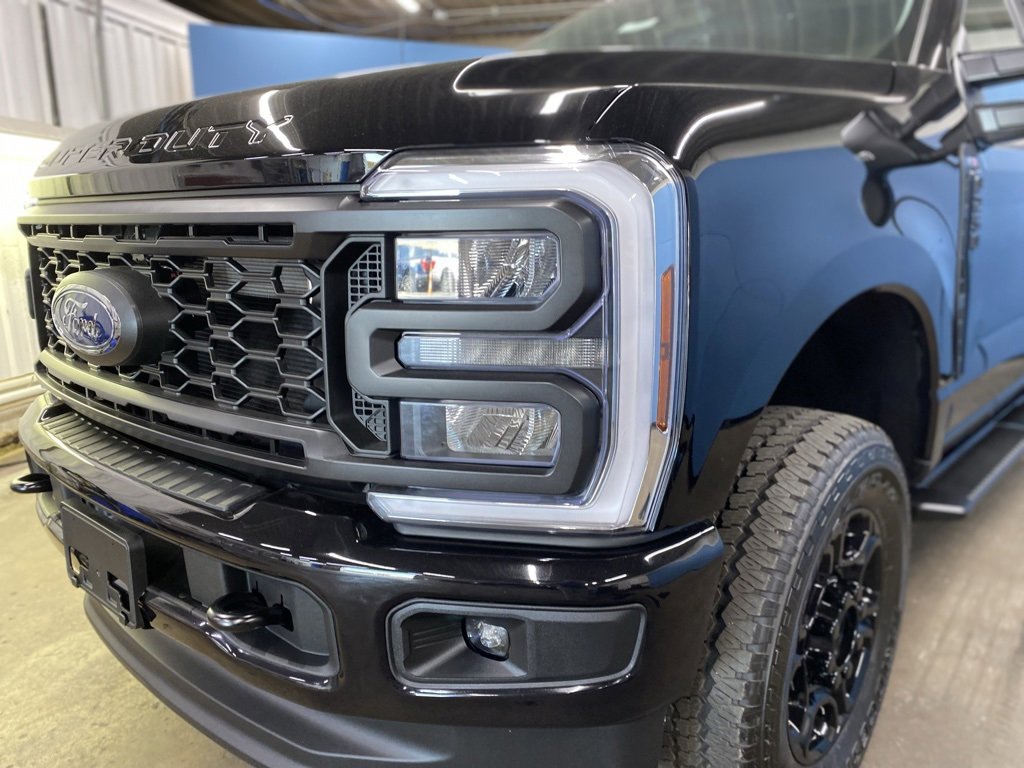 New 2026 Ford F250 XL image 5