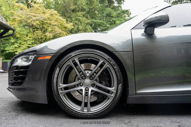 Used 2012 Audi R8 V8 AWD/4WD image 4