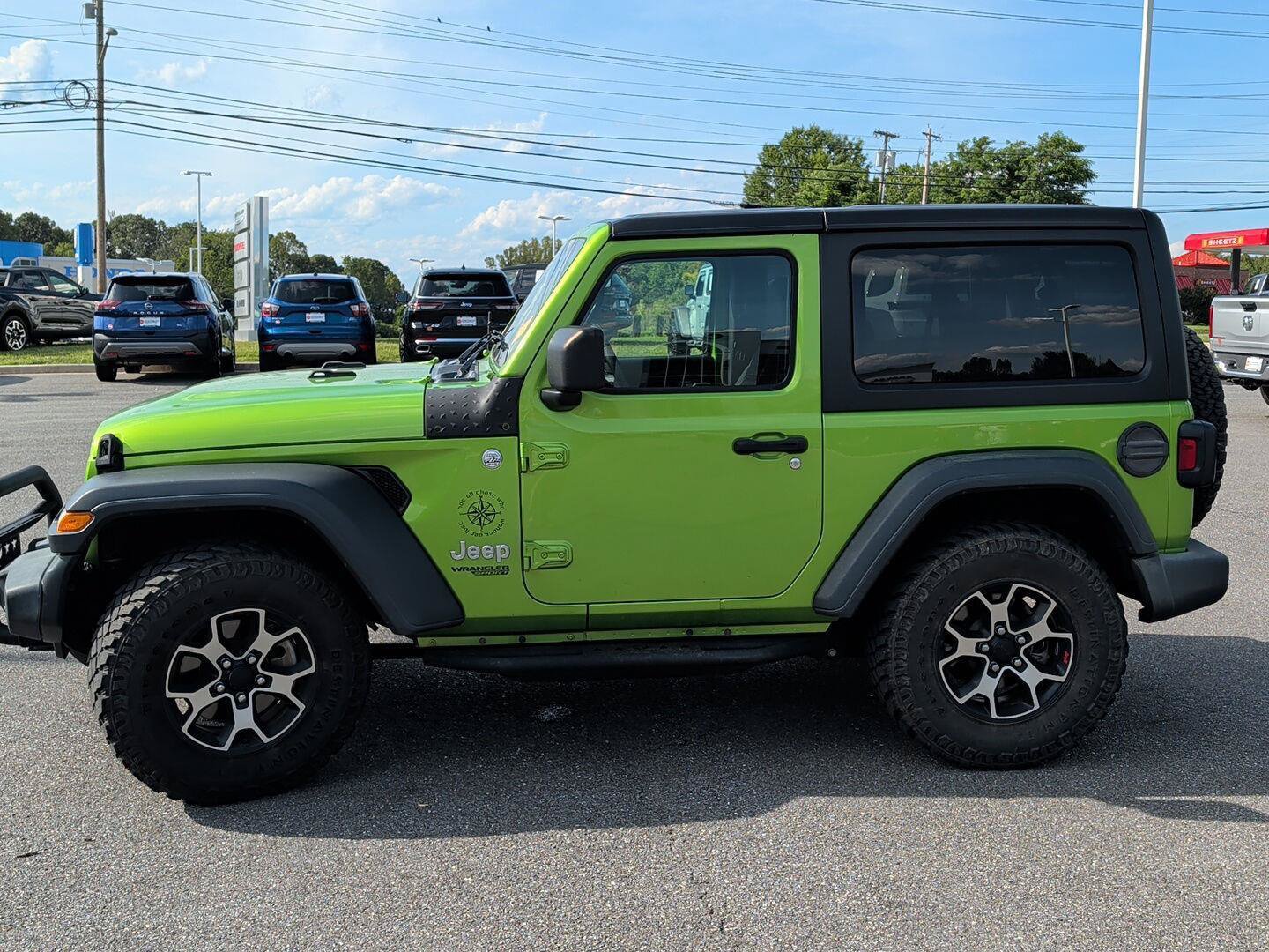 Used 2019 Jeep Wrangler Sport AWD/4WD image 4