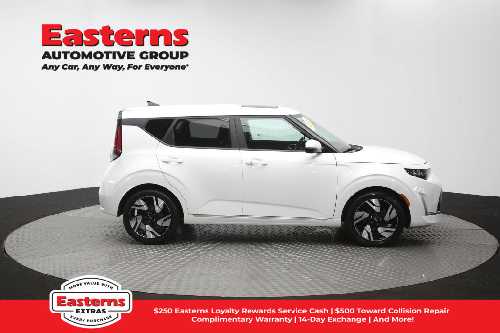 Used 2023 Kia Soul GT-Line FWD image 46