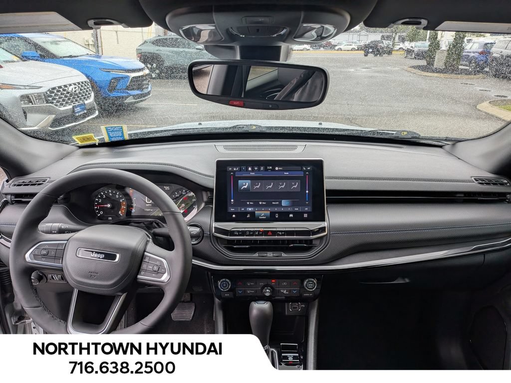 Used 2026 Jeep Compass Limited AWD/4WD image 6