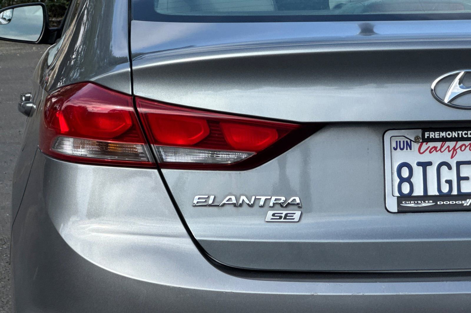 Used 2017 Hyundai Elantra SE image 22