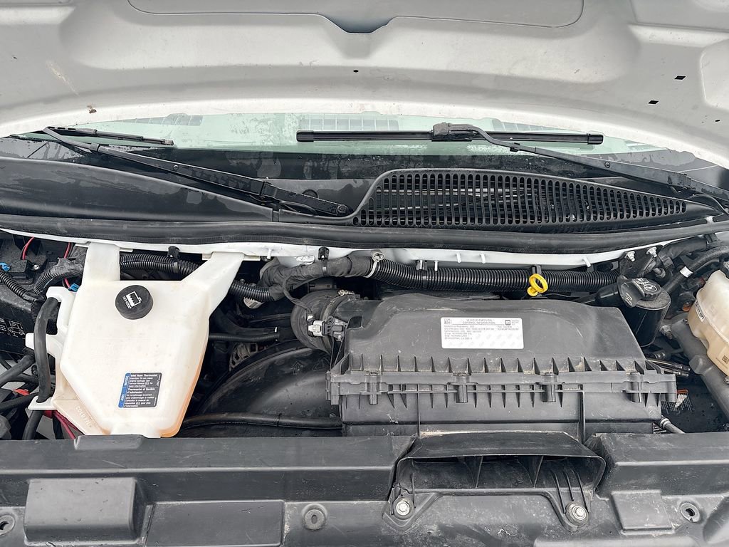 Used 2025 Chevrolet Express 2500 Work Van w/ Driver Convenience Package image 25