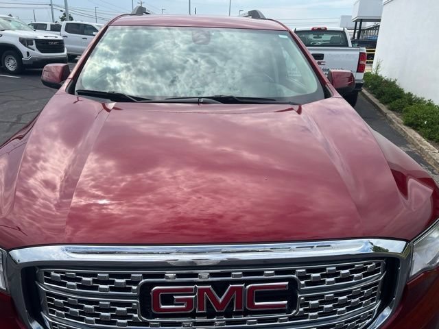 Certified 2019 GMC Acadia Denali w/ Technology Package FWD image 10