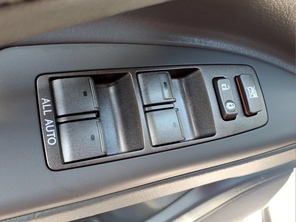 Used 2008 Lexus LX 570 4WD image 22