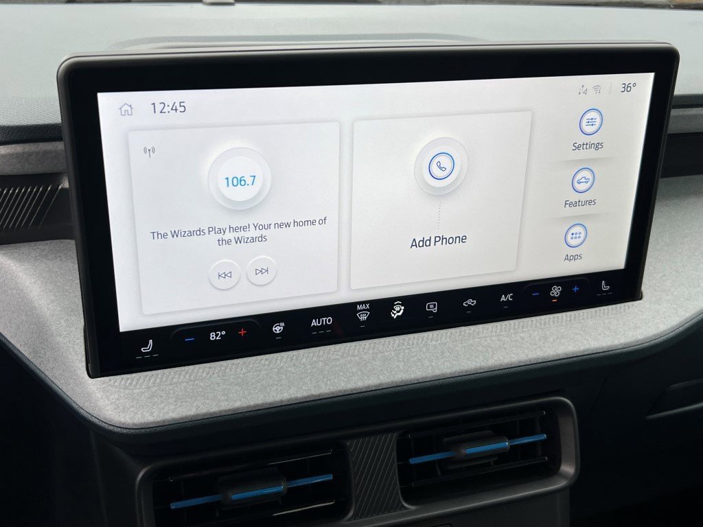 New 2026 Ford Maverick XLT w/ XLT Luxury Package image 16