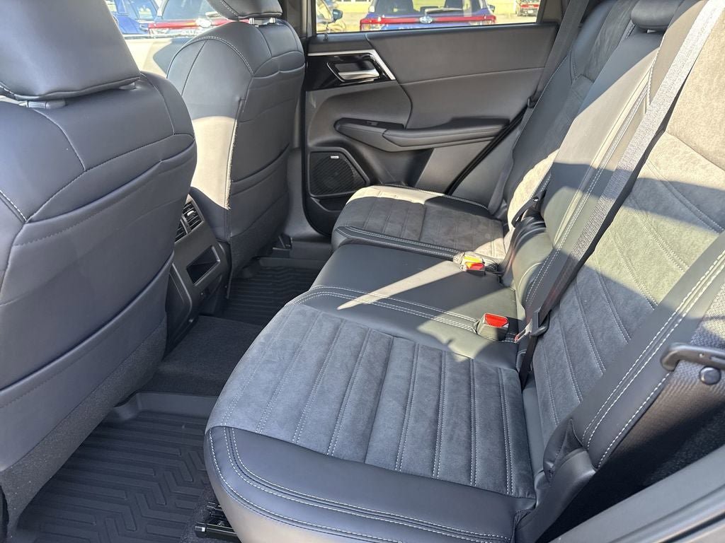 New 2026 Mitsubishi Outlander Trail Edition image 29