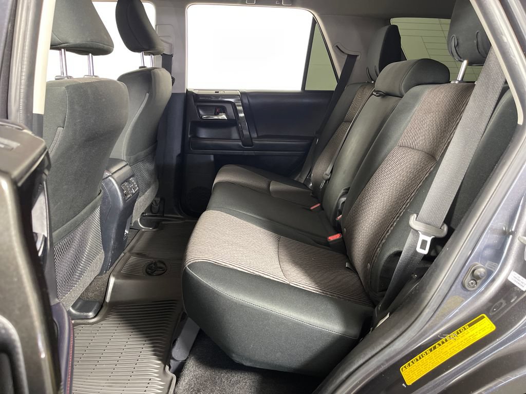 Certified 2022 Toyota 4Runner TRD Off-Road AWD/4WD image 13