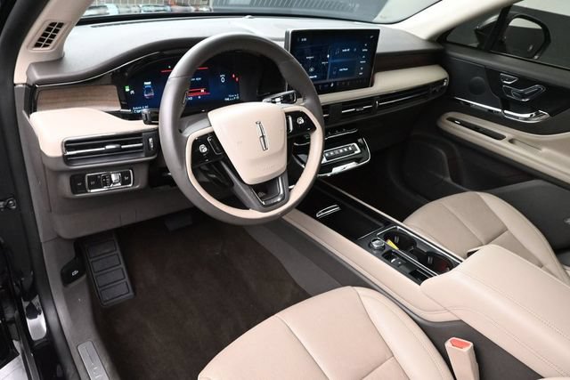 Certified 2023 Lincoln Corsair Reserve AWD/4WD image 9