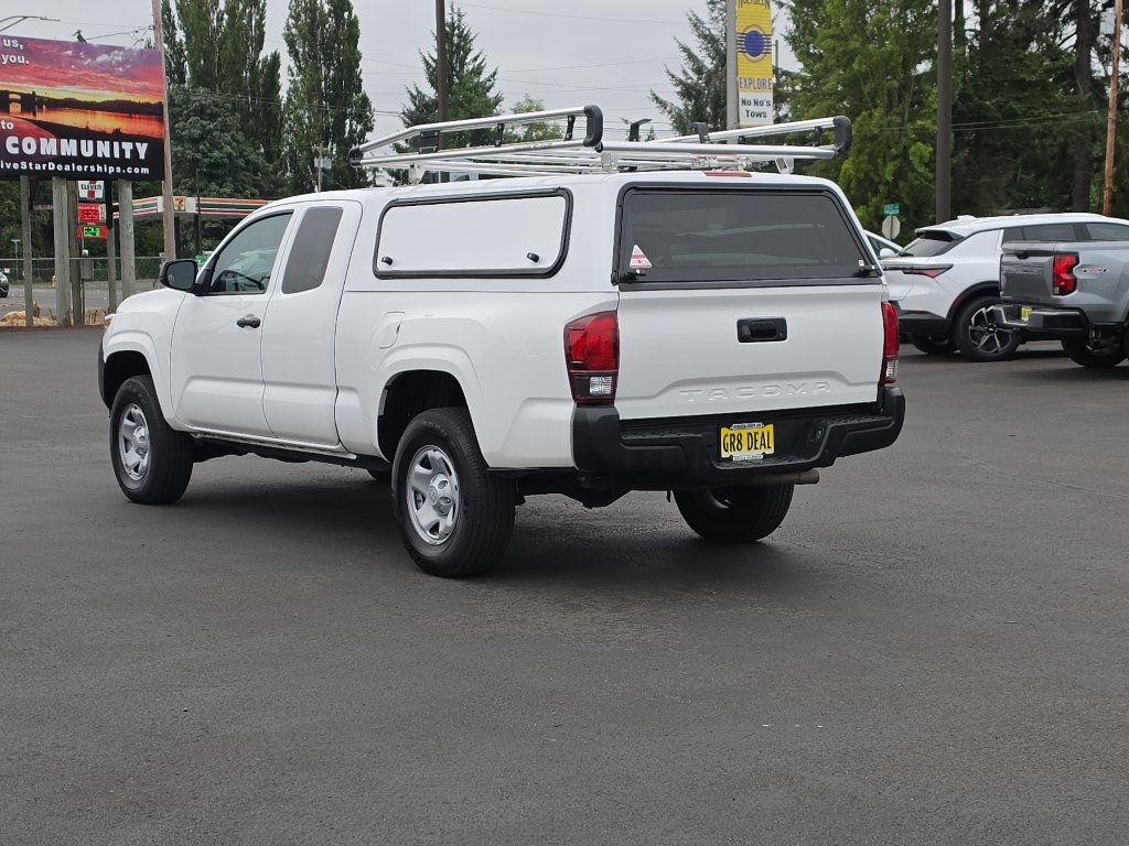 Used 2023 Toyota Tacoma SR RWD image 4