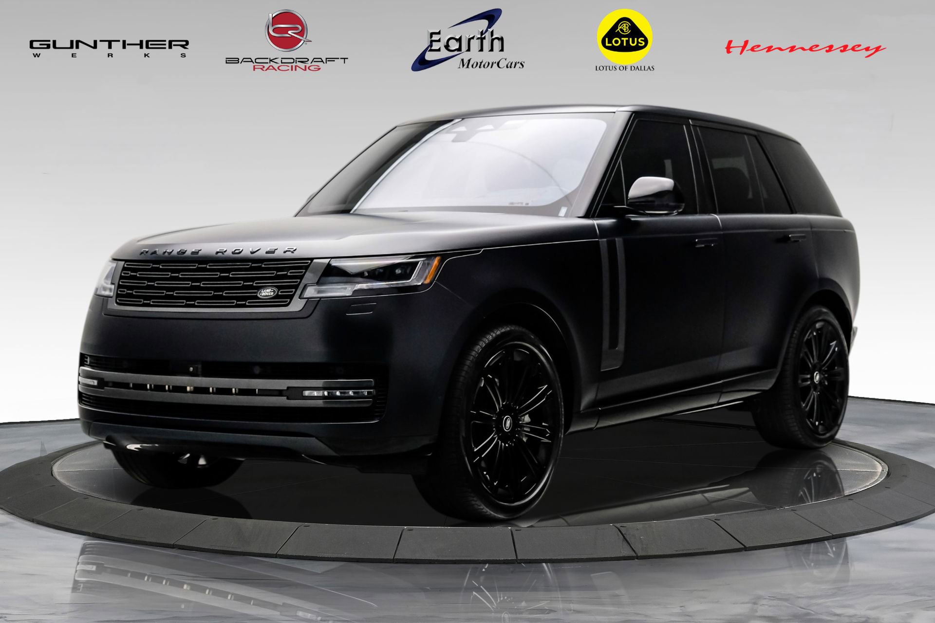 Used 2023 Land Rover Range Rover SE image 1