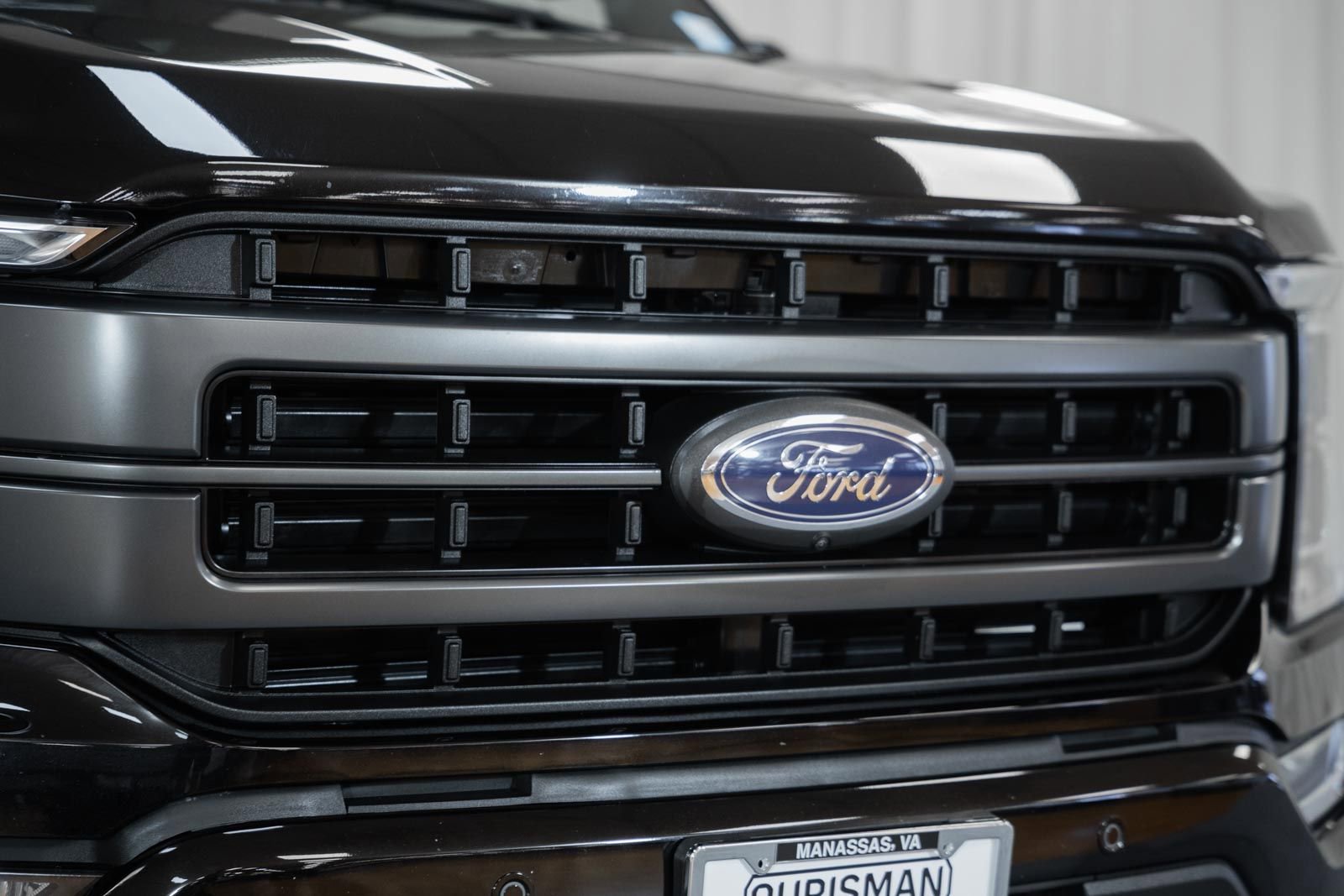 Certified 2023 Ford F150 Lariat w/ Equipment Group 502A High AWD/4WD image 13