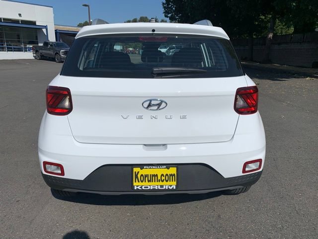 New 2025 Hyundai Venue SEL image 4