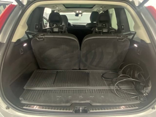 Used 2023 Volvo XC90 T8 Plus w/ Protection Package Premier AWD/4WD image 9