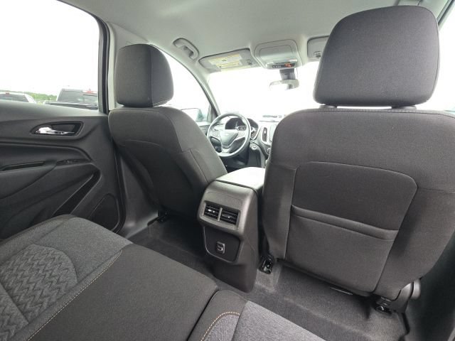 Used 2024 Chevrolet Equinox LT w/ LPO, Floor Liner Package FWD image 17
