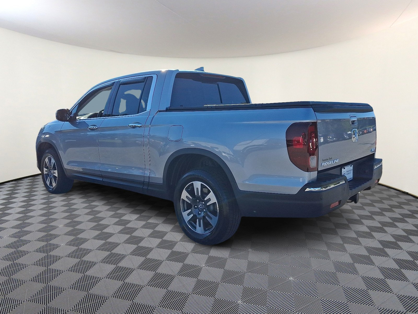 Used 2018 Honda Ridgeline RTL-E image 4