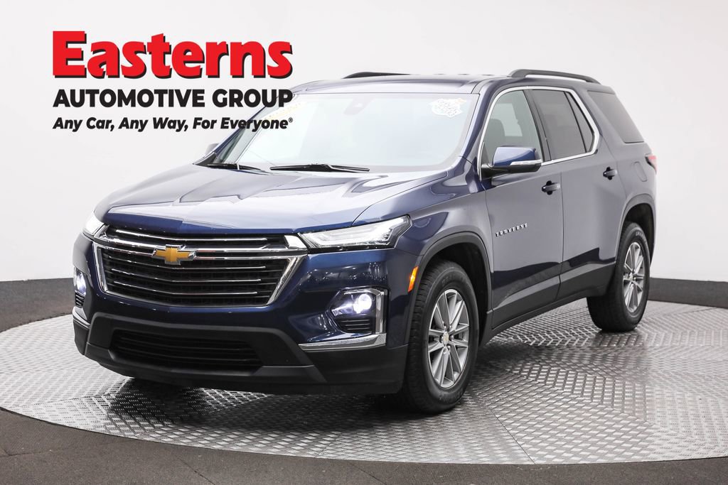 Used 2022 Chevrolet Traverse LT AWD/4WD image 1