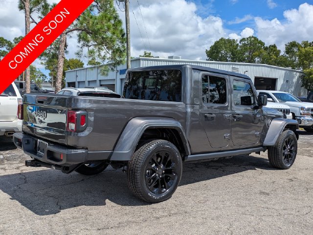 Certified 2024 Jeep Gladiator Sport AWD/4WD image 4