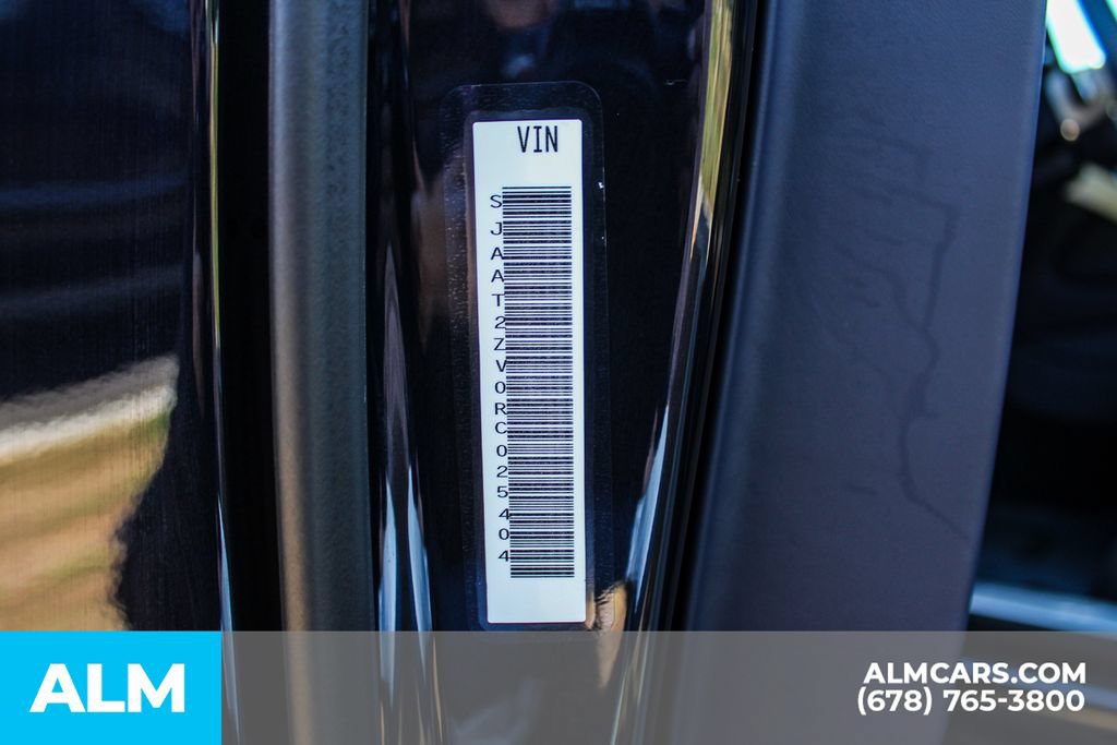 Used 2024 Bentley Bentayga AWD/4WD image 39
