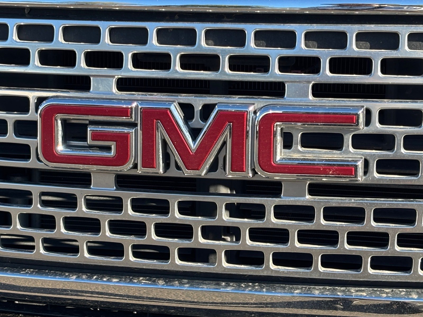 Used 2018 GMC Canyon Denali AWD/4WD image 9