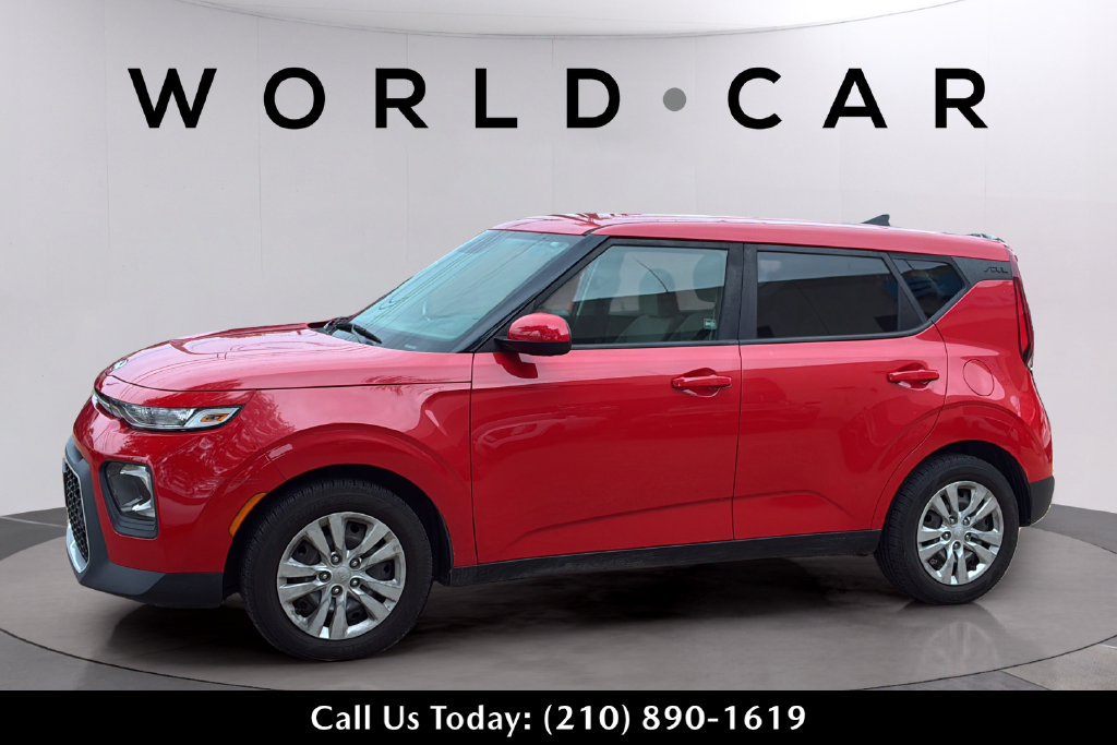 Used 2020 Kia Soul LX FWD image 13