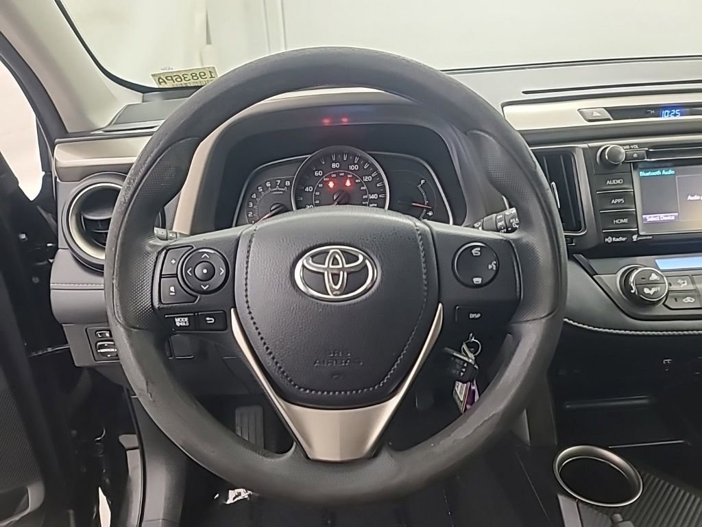 Used 2015 Toyota RAV4 XLE image 30