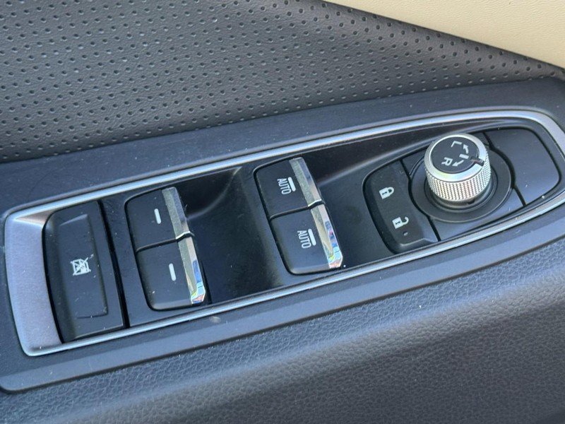 Used 2020 Subaru Ascent Limited w/ Technology Package image 26