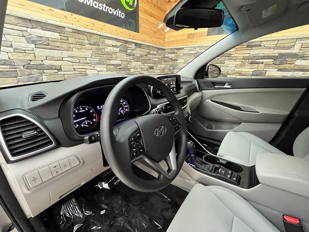 Used 2020 Hyundai Tucson SE w/ Winter Weather Package AWD/4WD image 23