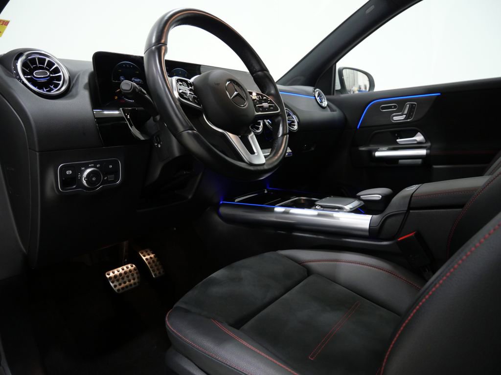 Used 2023 Mercedes-Benz GLA 250 4MATIC image 12