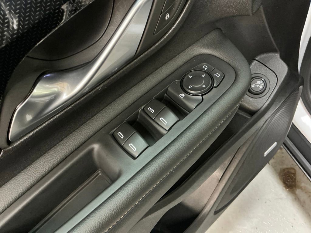 Certified 2024 GMC Terrain AT4 w/ Infotainment Package II image 18