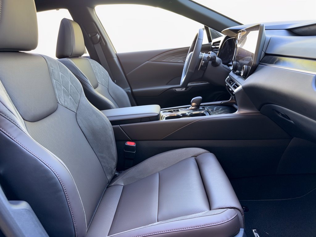 New 2026 Lexus RX 350h AWD/4WD image 30
