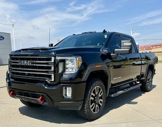 Used 2020 GMC Sierra 2500 AT4 w/ AT4 Premium Package AWD/4WD image 2