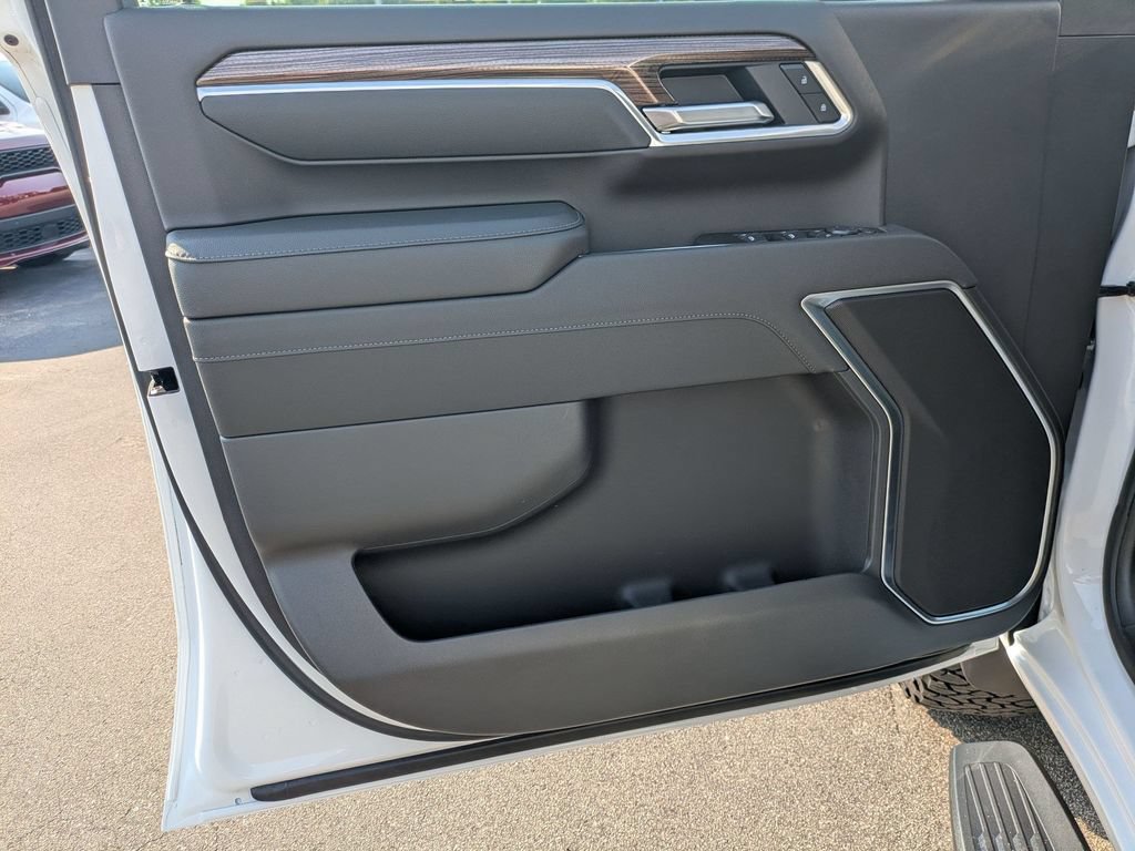 New 2026 Chevrolet Silverado 2500 LT w/ Trail Boss Package AWD/4WD image 9